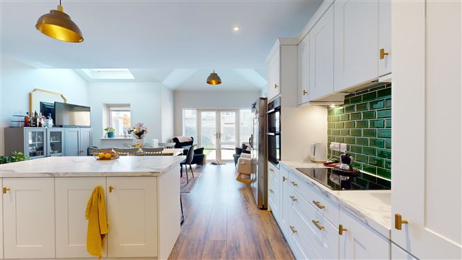 Photo 11 of 31 — 8 Dodderbrook Rise, Ballycullen, Dublin