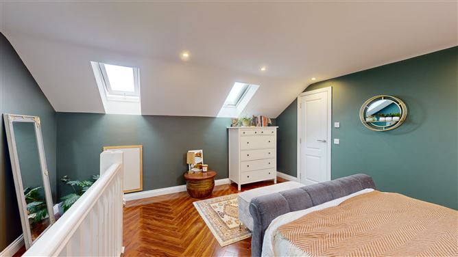 Photo 19 of 31 — 8 Dodderbrook Rise, Ballycullen, Dublin