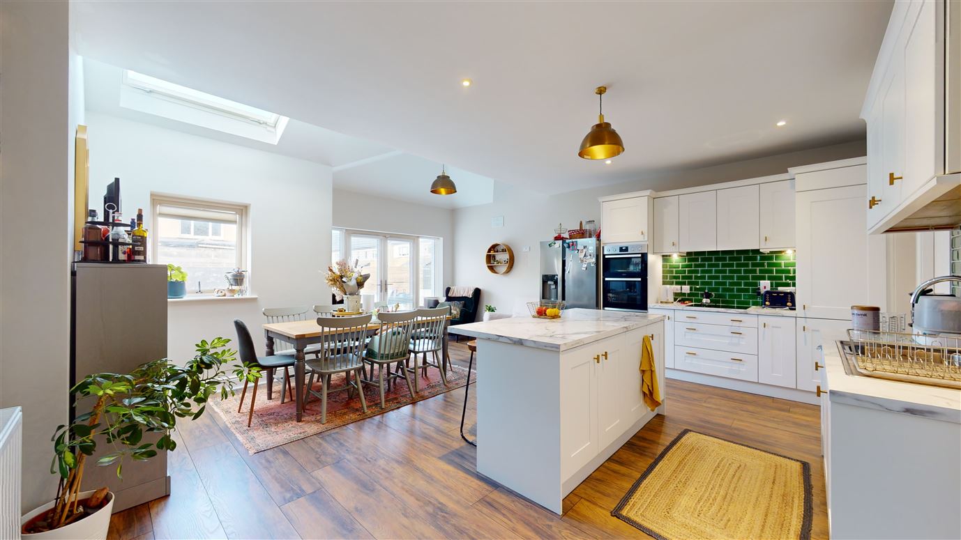 8 Dodderbrook Rise, Ballycullen, Dublin