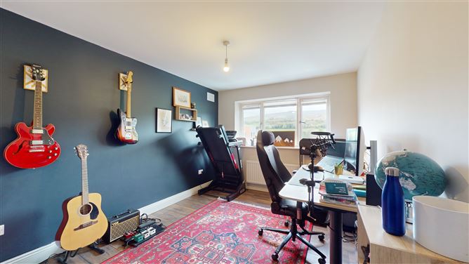 Photo 22 of 31 — 8 Dodderbrook Rise, Ballycullen, Dublin