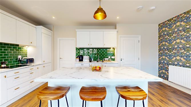 Photo 14 of 31 — 8 Dodderbrook Rise, Ballycullen, Dublin