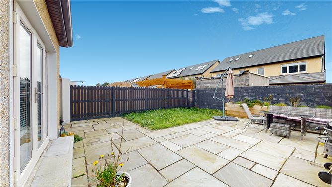 Photo 29 of 31 — 8 Dodderbrook Rise, Ballycullen, Dublin