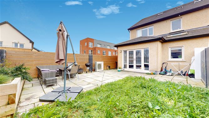 Photo 28 of 31 — 8 Dodderbrook Rise, Ballycullen, Dublin