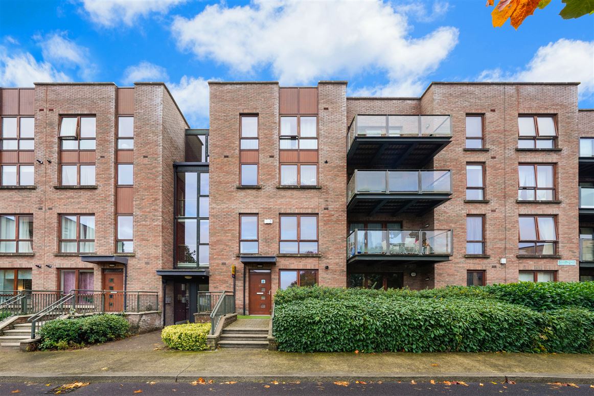 37 Stratton Walk, Adamstown, Lucan, Co. Dublin