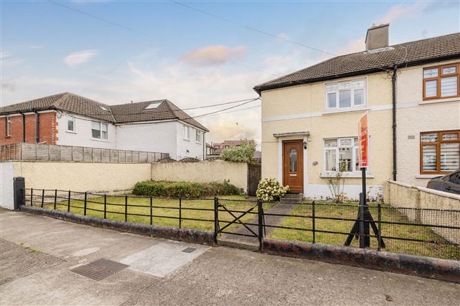 https://photos-a.propertyimages.ie/media/2/9/7/4953792/4d3b3380-a528-4d52-8e05-61d1165b6020_l.jpg