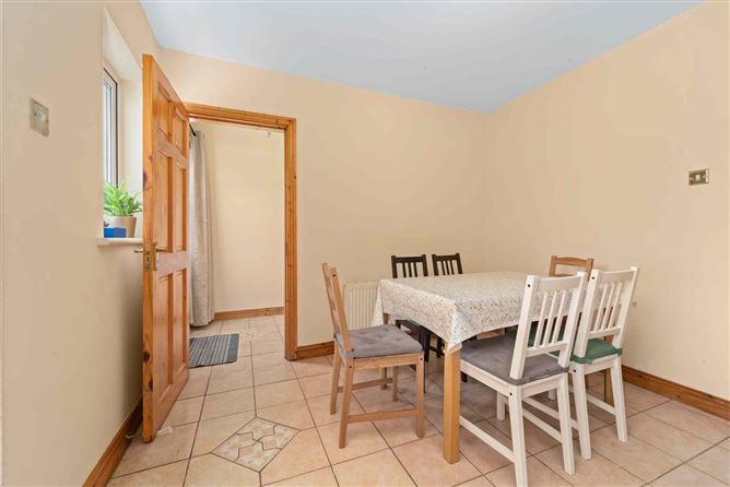 53 Oak Drive, Blessington, Co.Wicklow