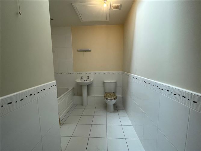 Slade Castle Lane, Saggart, Co. Dublin