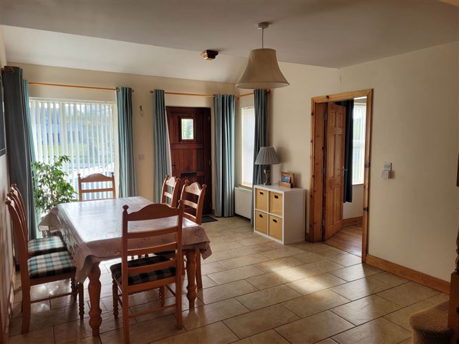 No.2 Hawthorn Cottages, Carrigart, Letterkenny, County Donegal