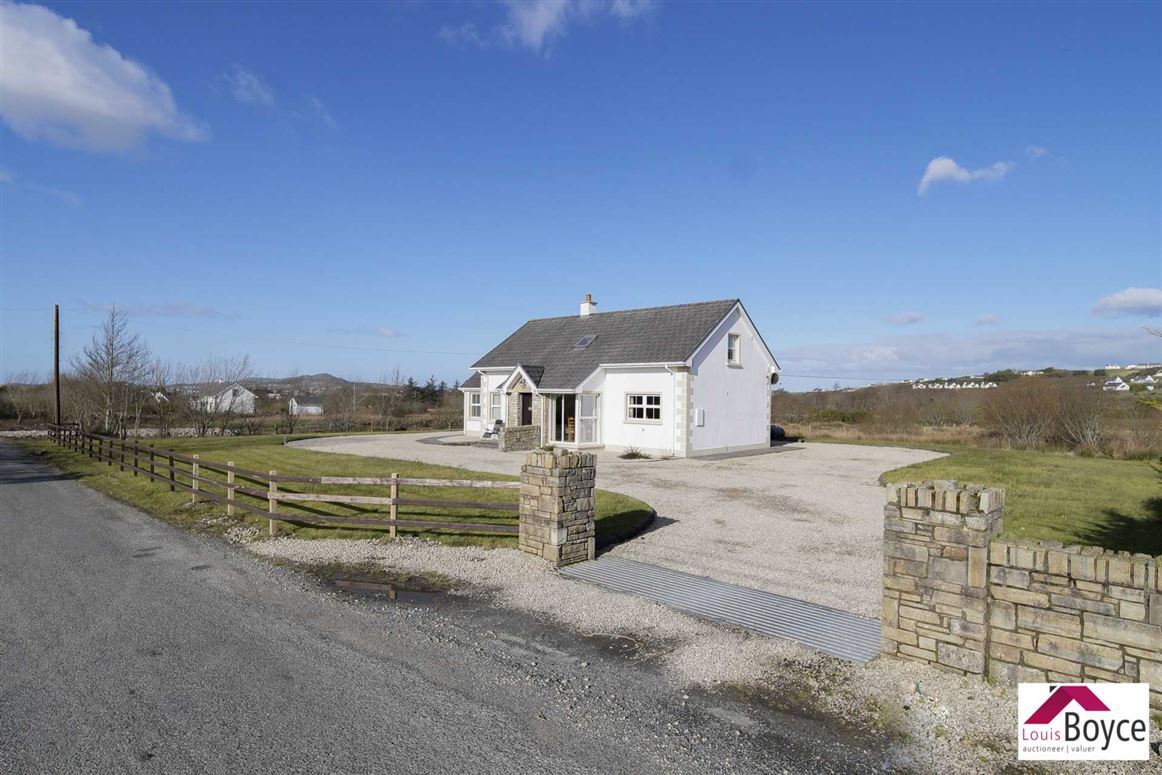 No.2 Hawthorn Cottages, Carrigart, Letterkenny, County Donegal