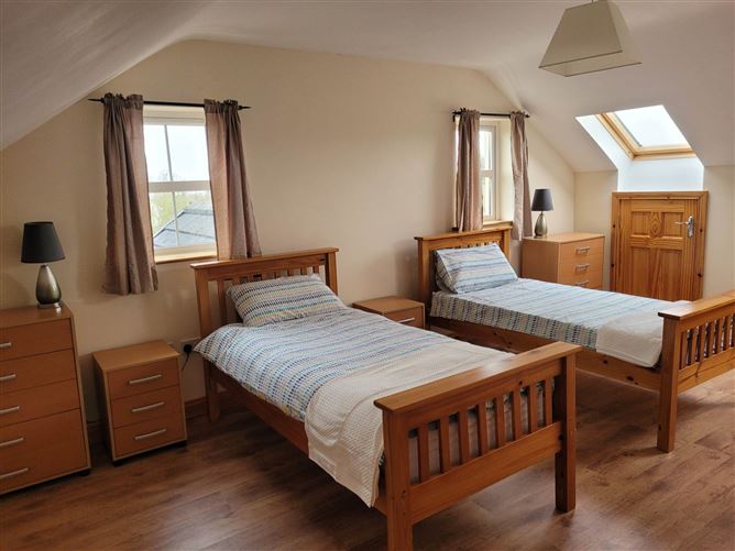 No.2 Hawthorn Cottages, Carrigart, Letterkenny, County Donegal