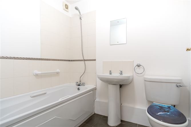 69 Mountfield , Malahide, County Dublin