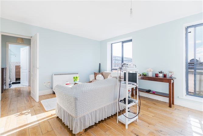 8 Chancery Hall , Smithfield, Dublin 7