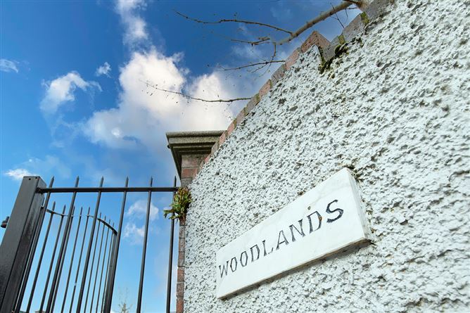 8 Woodlands, Philipsburgh Avenue, Fairview, Dublin 3