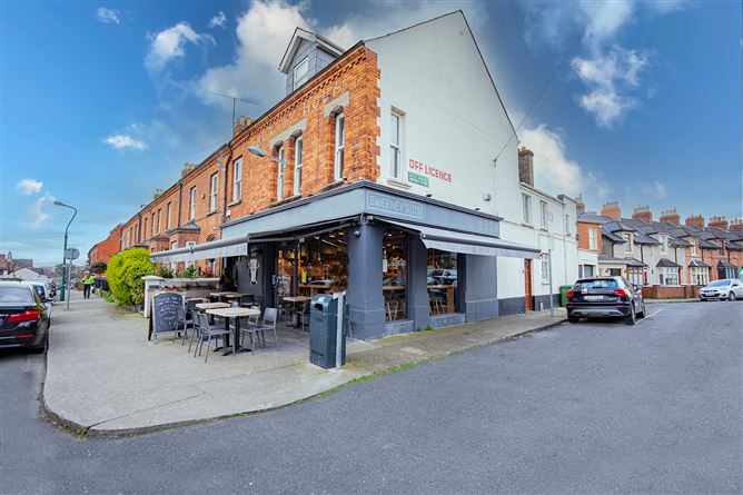 8 Woodlands, Philipsburgh Avenue, Fairview, Dublin 3
