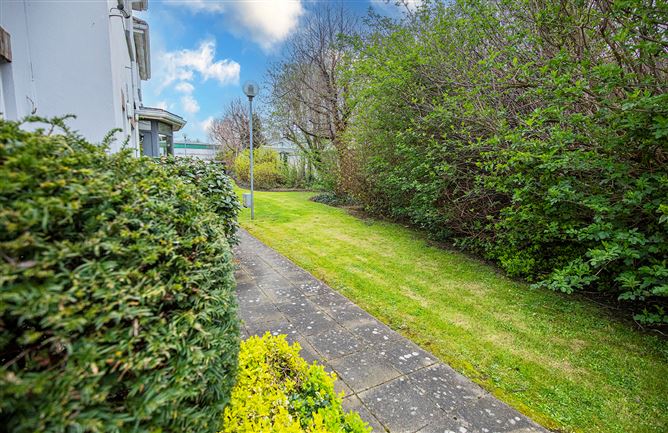 8 Woodlands, Philipsburgh Avenue, Fairview, Dublin 3
