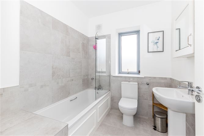 22 Waterside Close, Malahide, County Dublin