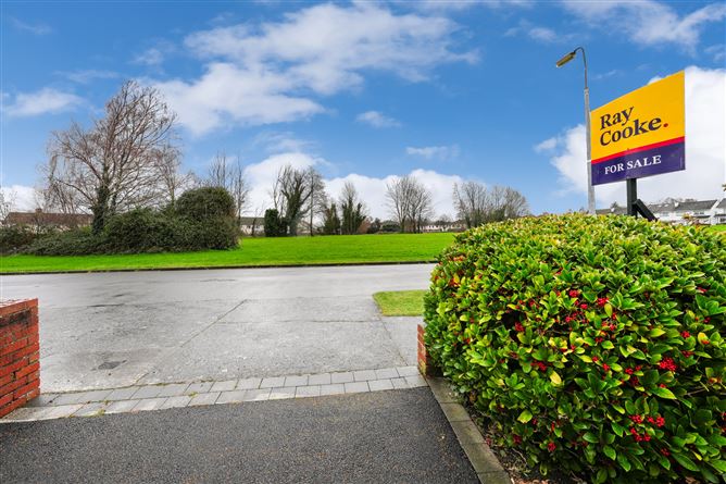 10 Aranleigh Park, Rathfarnham, Dublin 14