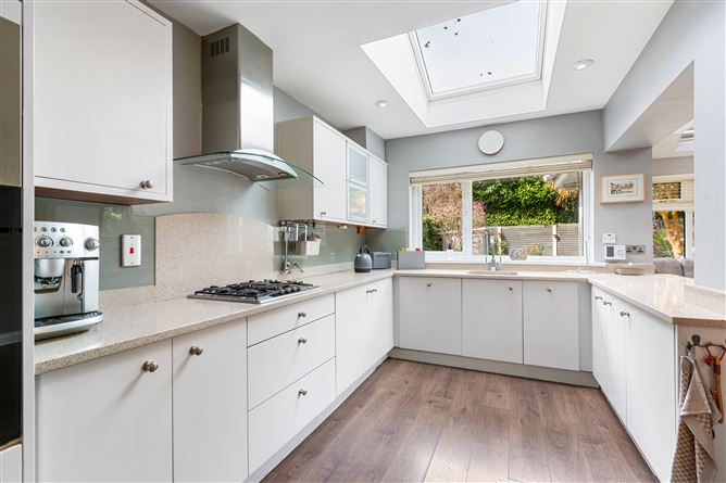 26 Sycamore Grove, Westminster Park, Foxrock, Dublin 18