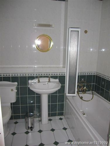 Photo 7 of 14 — 21 Beverton Court, Donabate, Dublin