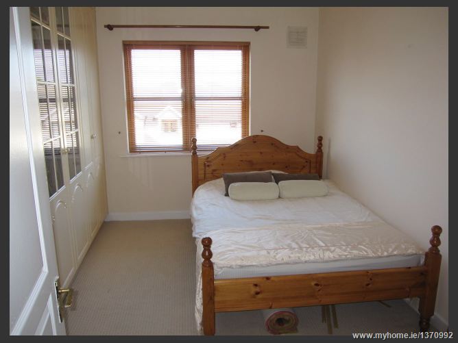 Photo 8 of 14 — 21 Beverton Court, Donabate, Dublin
