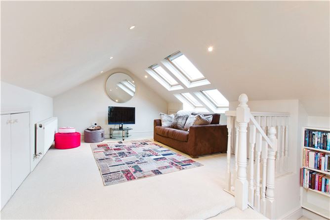 28 St Alban's Park, Sandymount, Dublin 4
