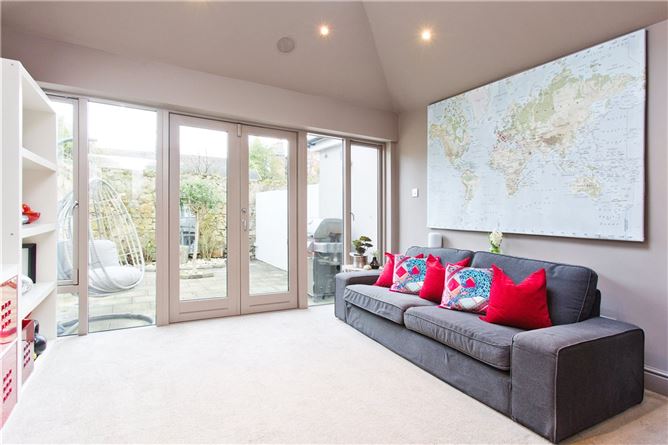 28 St Alban's Park, Sandymount, Dublin 4