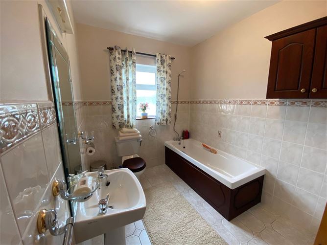 1 Glenview Heights, Gortnacarriga, Killarney, Co. Kerry