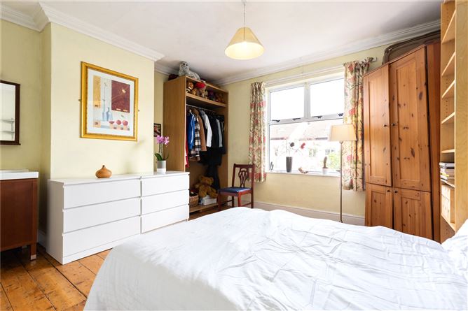 60 St Alban's Park, Sandymount, Dublin 4