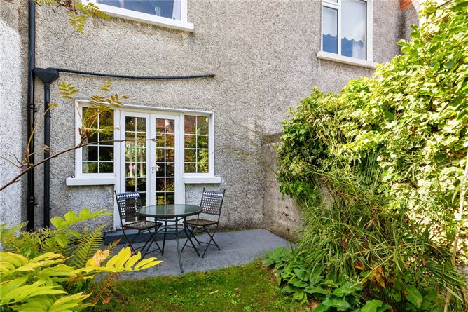 60 St Alban's Park, Sandymount, Dublin 4