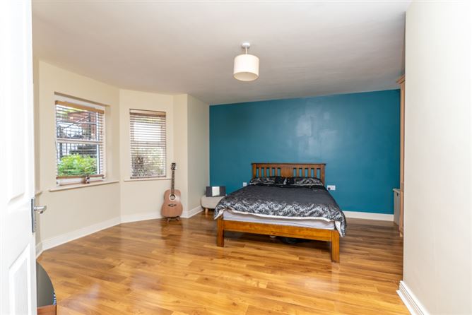 11 Chandlers Rest, Rushbrooke Links, Cobh, Cork
