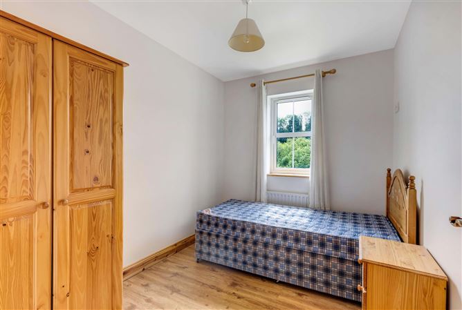 8 The Elms, Swellan Lower, Cavan