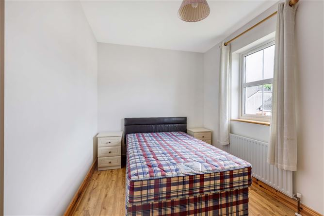 8 The Elms, Swellan Lower, Cavan