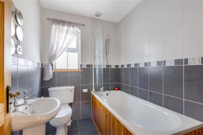 8 The Elms, Swellan Lower, Cavan