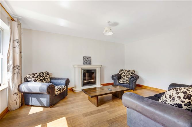 8 The Elms, Swellan Lower, Cavan