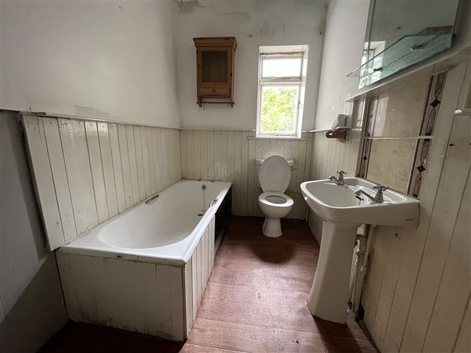 Photo 13 of 16 — Glendermot House, Monaskeha, Clonlara, Clare