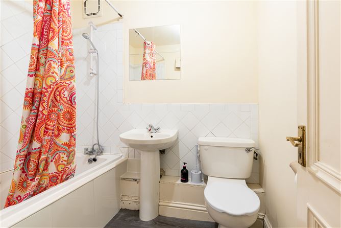 7 The Cutlers, 3-6 Exchange Street Upper, Temple Bar, Dublin 2