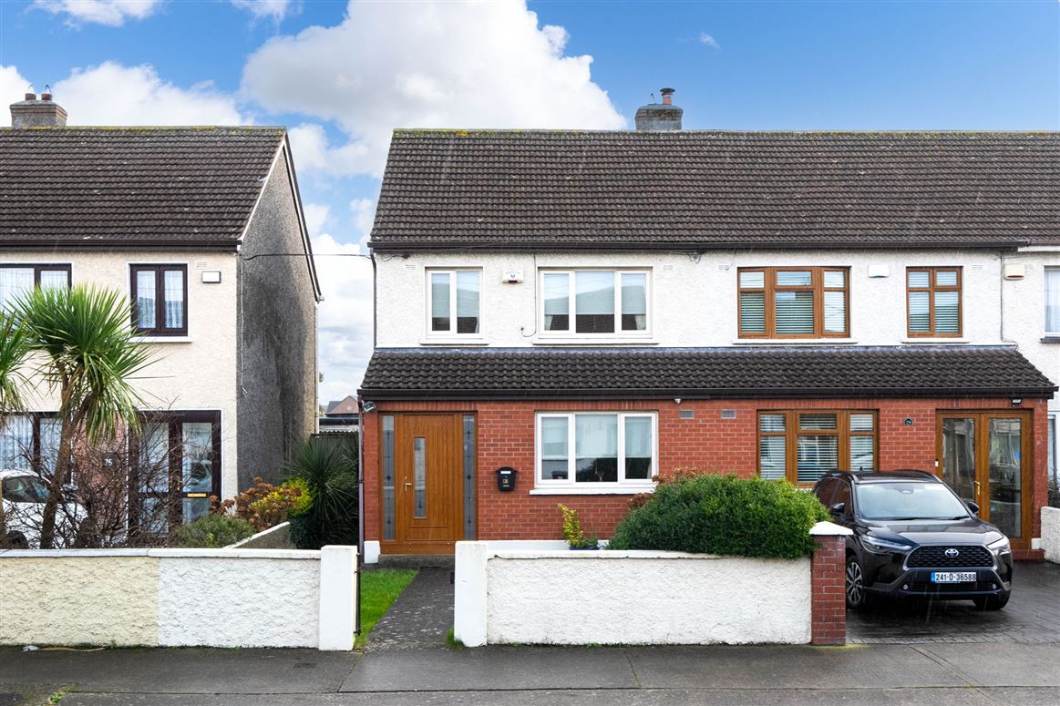 77 St. Brendan's Crescent, Greenhills,   Dublin 12