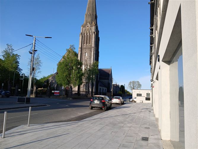 10-12 St. Mary`s Square, Athlone, County Westmeath