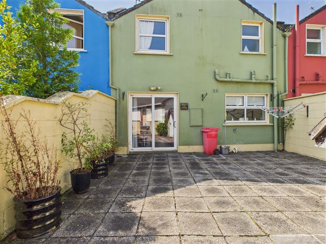 2 Living Village, Mountshannon, Co. Clare