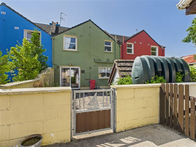 2 Living Village, Mountshannon, Co. Clare