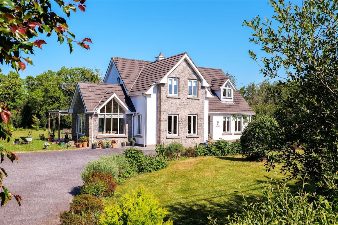 2 Addragool, Clooniffe, Moycullen, Co. Galway