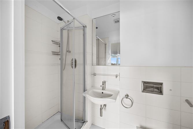 29 The Elm Parkview, Stepaside, Dublin 18