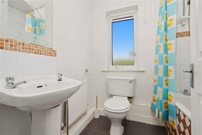 192 Castlecurragh Vale, Mulhuddart, Dublin 15