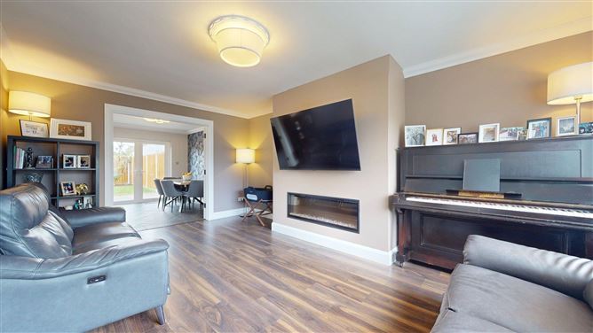 17 Lakeview, Castlebar, Co. Mayo