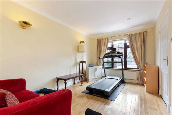 Ashgrove, 66 Foxrock Manor, Foxrock, Dublin 18