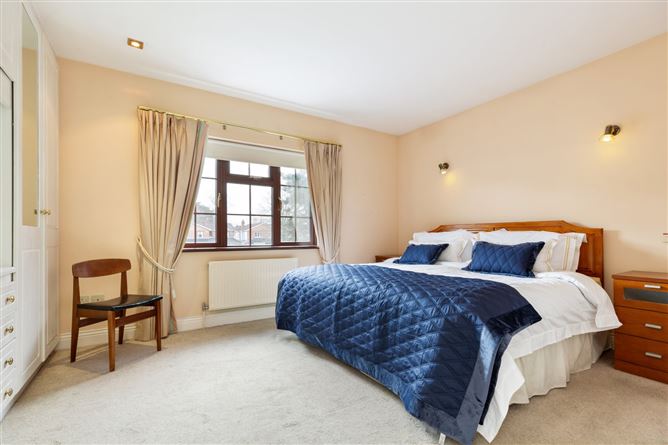 Ashgrove, 66 Foxrock Manor, Foxrock, Dublin 18