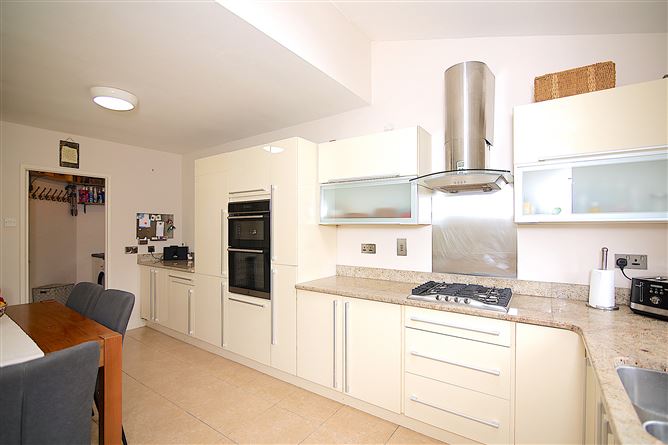 11 The Court, Lutterell Hall, Dunboyne, Meath