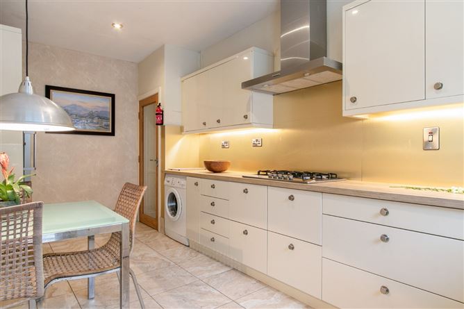 13 Seaview Park, Shankill, Dublin 18