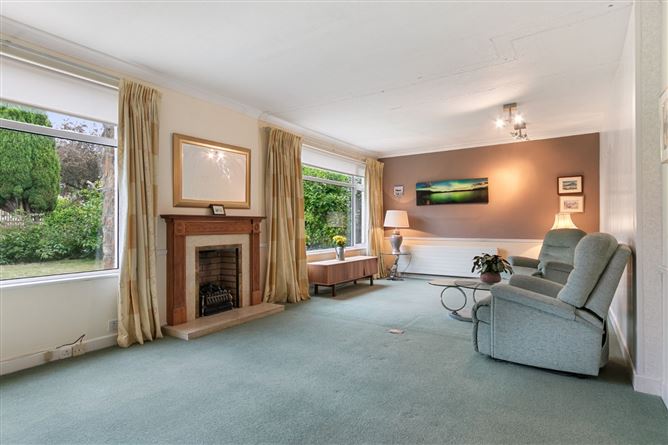13 Seaview Park, Shankill, Dublin 18