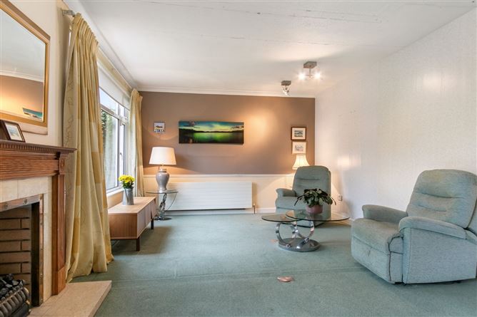 13 Seaview Park, Shankill, Dublin 18